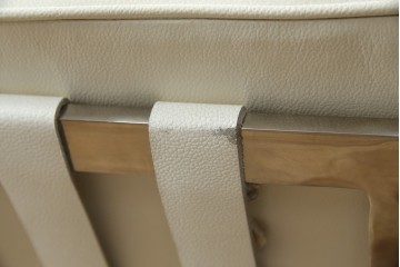 イタリアビンテージ　リプロダクト品　本革　モダンな寛ぎ空間を演出するバルセロナチェアとオットマンのセット(バルセロナスツール、1人掛けソファ、椅子、イス、ヴィンテージ)(当時25万円で購入)(R-083780)