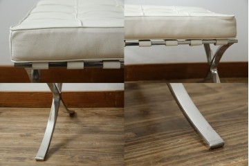 イタリアビンテージ　リプロダクト品　本革　モダンな寛ぎ空間を演出するバルセロナチェアとオットマンのセット(バルセロナスツール、1人掛けソファ、椅子、イス、ヴィンテージ)(当時25万円で購入)(R-083780)