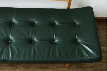中古　カンディハウス(CONDE HOUSE)　アルプ(ALP)　本革　シンプルで美しい北欧モダンデザインの2人掛けソファ　定価約42万円　(R-083782)