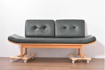 中古　カンディハウス(CONDE HOUSE)　アルプ(ALP)　本革　シンプルで美しい北欧モダンデザインの2人掛けソファ(ダイニングソファ、レザーソファ、2P、二人掛け、2人掛け)(定価約42万円)(R-083782)