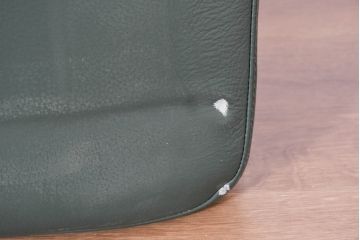 中古　カンディハウス(CONDE HOUSE)　アルプ(ALP)　本革　シンプルで美しい北欧モダンデザインの2人掛けソファ(ダイニングソファ、レザーソファ、2P、二人掛け、2人掛け)(定価約42万円)(R-083782)