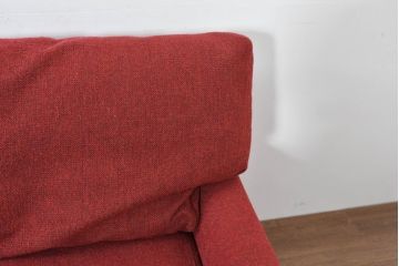 中古　美品　CHARDONNAY(シャルドネ)　FEMININ(フェミニン) 　空間を彩る深い赤が魅力のモダンソファ(3P、3人掛け、アームソファ)(定価約41万円)(R-083783)