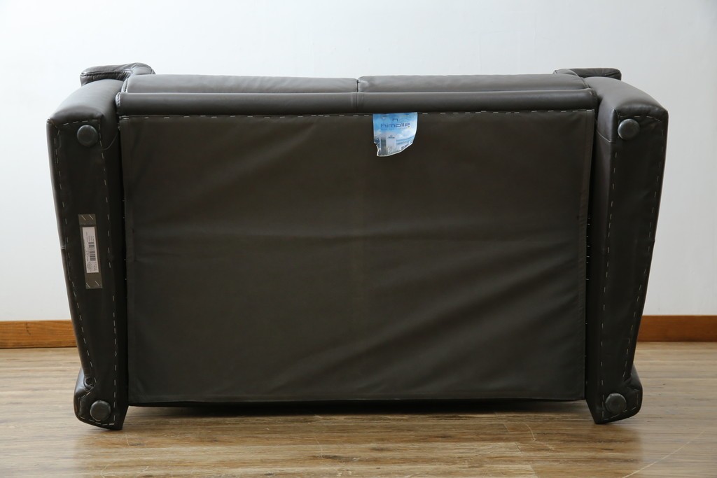 中古　美品　IDC大塚家具取り扱い　ヒモラ(himolla)　上質な本革素材と快適な座り心地が魅力の2Pソファ　定価約25万円　(R-083784)