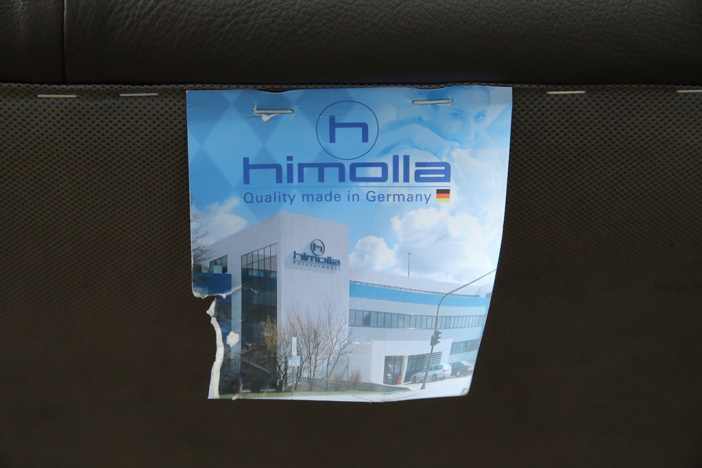 中古　美品　IDC大塚家具取り扱い　ヒモラ(himolla)　上質な本革素材と快適な座り心地が魅力の2Pソファ　定価約25万円　(R-083784)