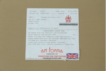 新古　未使用展示品　美品　イギリス　英国高級家具ブランド　Art forma(アートフォーマ)　ダマスク柄とフリンジのクラシカルな1人掛けソファとオットマンセット　定価(セット合計)約40万円　(R-083785)