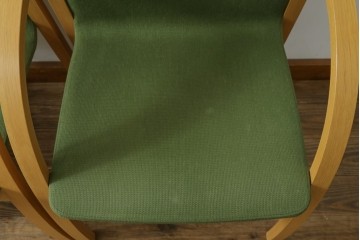 中古　arflex(アルフレックス)　FK　優しい色合いがナチュラルな印象を与えるアームチェア4脚セット　現行定価約374000円　(R-083788)