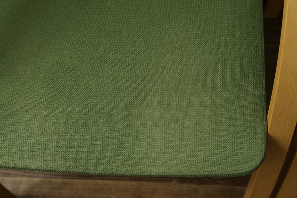 中古　arflex(アルフレックス)　FK　優しい色合いがナチュラルな印象を与えるアームチェア4脚セット　現行定価約374000円　(R-083788)