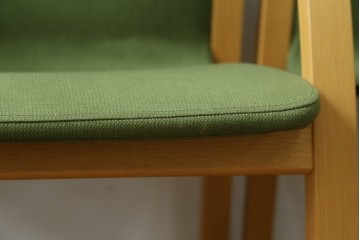 中古　arflex(アルフレックス)　FK　優しい色合いがナチュラルな印象を与えるアームチェア4脚セット　現行定価約374000円　(R-083788)