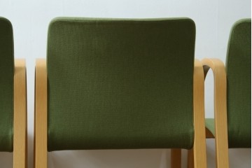 中古　arflex(アルフレックス)　FK　優しい色合いがナチュラルな印象を与えるアームチェア4脚セット　現行定価約374000円　(R-083788)