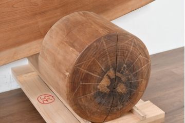 和製アンティーク　特大!!　重厚　杢目の良い総欅(ケヤキ)材一枚板　自然の風合いを活かした温かみあるデザインが魅力の衝立て(パーテーション、つい立て、衝い立て、間仕切り)(R-083790)