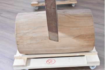 和製アンティーク　特大!!　重厚　杢目の良い総欅(ケヤキ)材一枚板　自然の風合いを活かした温かみあるデザインが魅力の衝立て(パーテーション、つい立て、衝い立て、間仕切り)(R-083790)