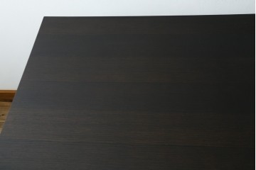 新古　未使用展示品　美品　arflex(アルフレックス)　REKTA(レクタ)　シンプルでスタイリッシュなデザインがかっこいいダイニングテーブル　定価約39万円　(R-083791)
