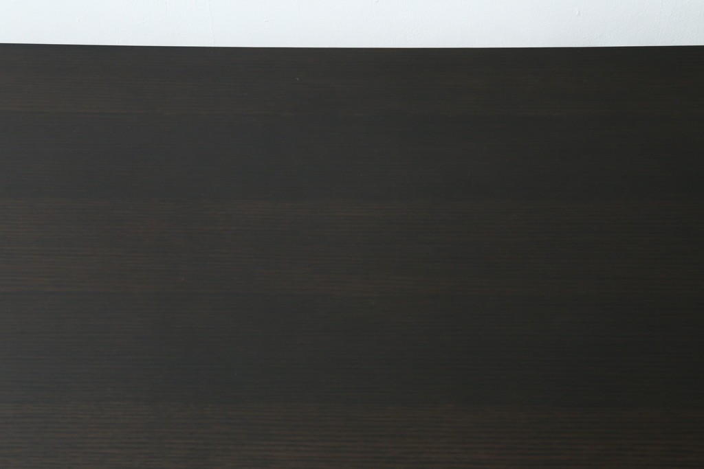 新古　未使用展示品　美品　arflex(アルフレックス)　REKTA(レクタ)　シンプルでスタイリッシュなデザインがかっこいいダイニングテーブル　定価約39万円　(R-083791)