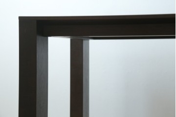 新古　未使用展示品　美品　arflex(アルフレックス)　REKTA(レクタ)　シンプルでスタイリッシュなデザインがかっこいいダイニングテーブル　定価約39万円　(R-083791)