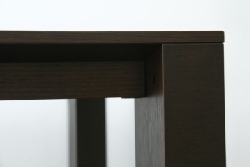 新古　未使用展示品　美品　arflex(アルフレックス)　REKTA(レクタ)　シンプルでスタイリッシュなデザインがかっこいいダイニングテーブル　定価約39万円　(R-083791)