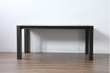 中古　展示品　美品　arflex(アルフレックス)　REKTA(レクタ)　シンプルでスタイリッシュなデザインがかっこいいダイニングテーブル(4人掛け、6人掛け、作業台、食卓、4人用、6人用)(定価約39万円)(R-083791)