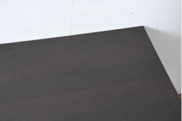 中古　展示品　美品　arflex(アルフレックス)　REKTA(レクタ)　シンプルでスタイリッシュなデザインがかっこいいダイニングテーブル(4人掛け、6人掛け、作業台、食卓、4人用、6人用)(定価約39万円)(R-083791)