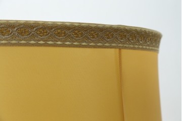 イタリアビンテージ　高級イタリア輸入品　ONYX ART　クラシカルエレガント　大理石ポールと美しい真鍮細工のフロアスタンド　(R-083792)