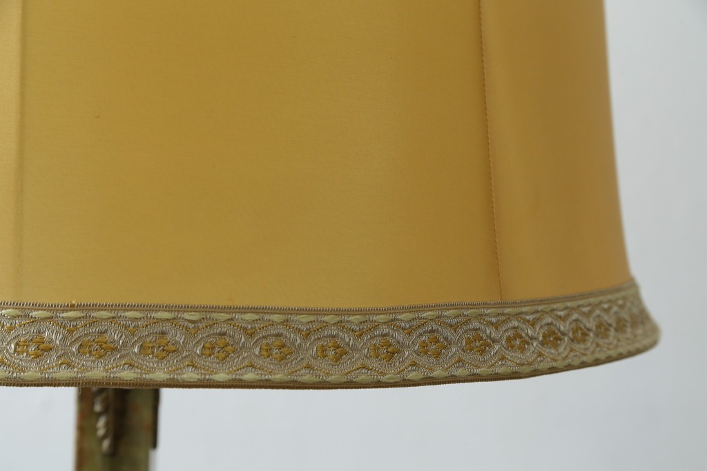 イタリアビンテージ　高級イタリア輸入品　ONYX ART　クラシカルエレガント　大理石ポールと美しい真鍮細工のフロアスタンド　(R-083792)