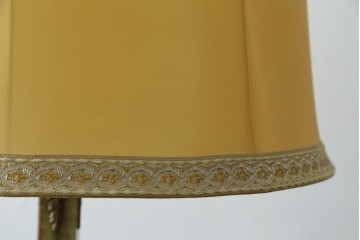 イタリアビンテージ　高級イタリア輸入品　ONYX ART　クラシカルエレガント　大理石ポールと美しい真鍮細工のフロアスタンド　(R-083792)