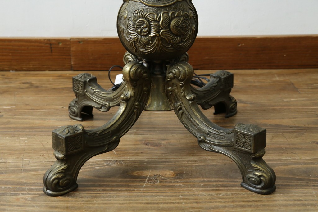 イタリアビンテージ　高級イタリア輸入品　ONYX ART　クラシカルエレガント　大理石ポールと美しい真鍮細工のフロアスタンド　(R-083792)