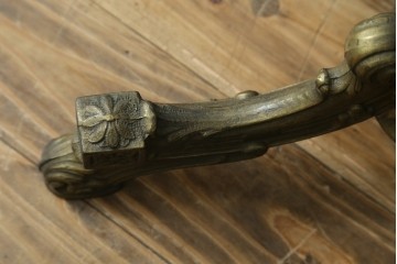 イタリアビンテージ　高級イタリア輸入品　ONYX ART　クラシカルエレガント　大理石ポールと美しい真鍮細工のフロアスタンド　(R-083792)