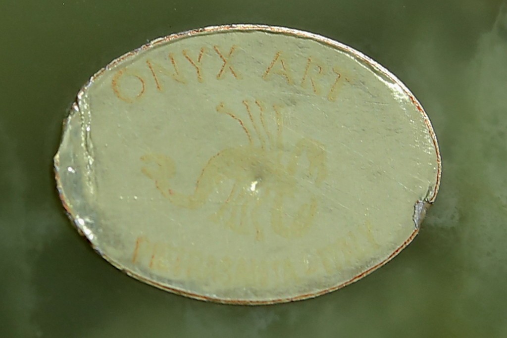 イタリアビンテージ　高級イタリア輸入品　ONYX ART　クラシカルエレガント　大理石ポールと美しい真鍮細工のフロアスタンド　(R-083792)