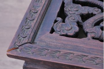 中国ビンテージ　民芸家具　龍・花の彫刻入り!引き出し付きアンティーク調収納箱(小引き出し、木箱、小物入れ、ヴィンテージ)(R-083793)