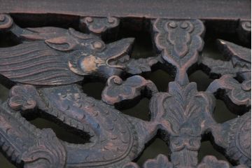 中国ビンテージ　民芸家具　龍・花の彫刻入り!引き出し付きアンティーク調収納箱(小引き出し、木箱、小物入れ、ヴィンテージ)(R-083793)