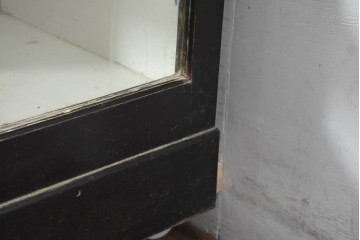 和製アンティーク　ペイント仕上げ限定　見せる収納・隠す収納!インテリアを楽しめるデンタルキャビネット　(R-083800)