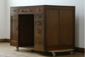 和製アンティーク　レトロな雰囲気が魅力の両袖机　(R-083801)