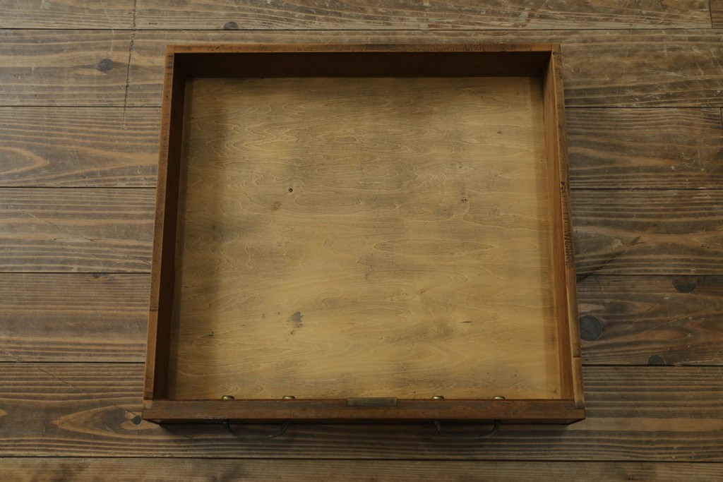 和製アンティーク　レトロな雰囲気が魅力の両袖机　(R-083801)