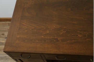 和製アンティーク　レトロな雰囲気が魅力の両袖机　(R-083801)