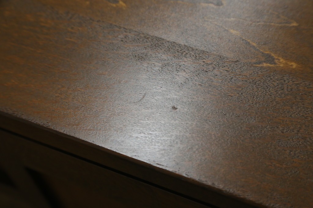 和製アンティーク　レトロな雰囲気が魅力の両袖机　(R-083801)