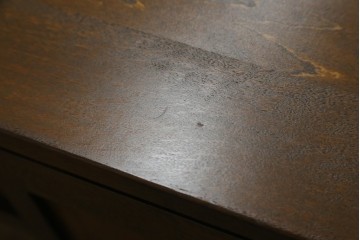 和製アンティーク　レトロな雰囲気が魅力の両袖机　(R-083801)