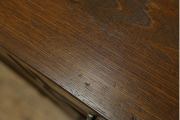 和製アンティーク　レトロな雰囲気が魅力の両袖机　(R-083801)