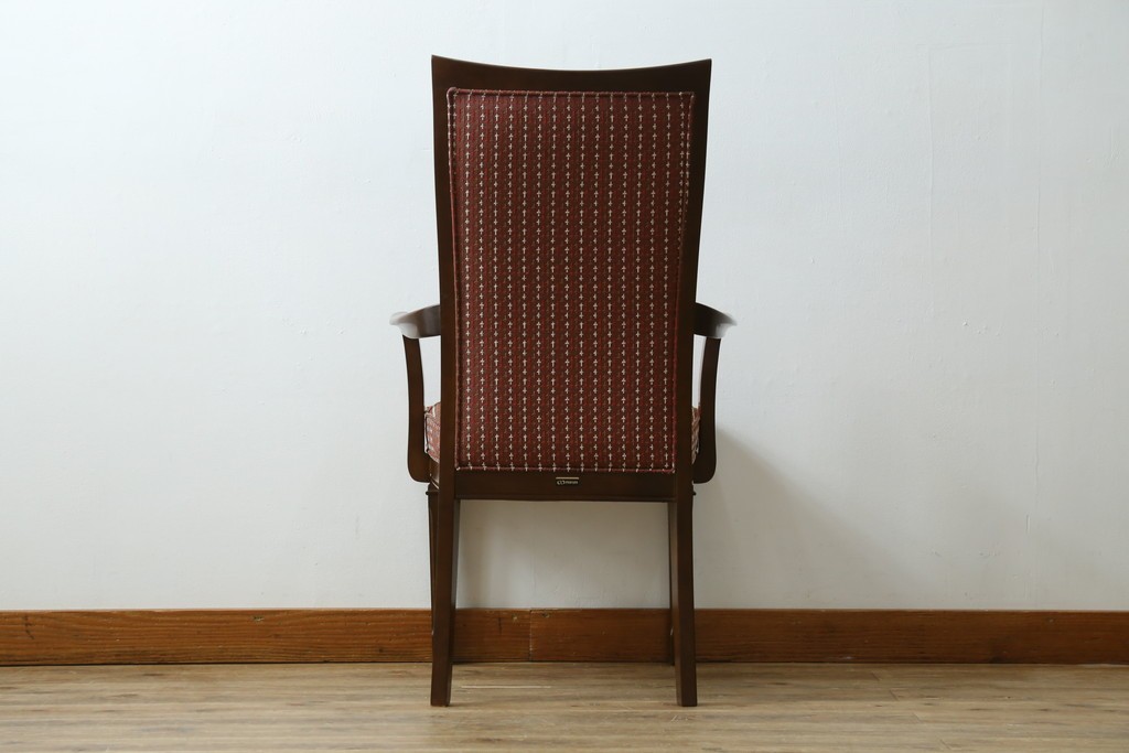 中古　美品　maruni(マルニ木工)　地中海シリーズ　あらゆるシーンに気品を添える逸品のカンヌアームチェア　定価約10万円　(R-083802)