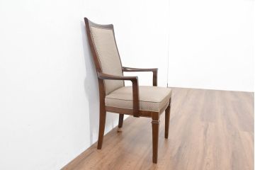 中古　美品　maruni(マルニ木工)　地中海ロイヤルシリーズ(ROYAL)　あらゆるシーンに気品を添える逸品のカンヌアームチェア(ダイニングチェア、椅子、イス)(定価約10万円)(R-083803)