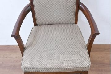 中古　美品　maruni(マルニ木工)　地中海ロイヤルシリーズ(ROYAL)　あらゆるシーンに気品を添える逸品のカンヌアームチェア(ダイニングチェア、椅子、イス)(定価約10万円)(R-083803)