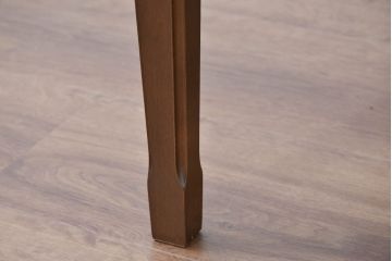 中古　美品　maruni(マルニ木工)　地中海ロイヤルシリーズ(ROYAL)　あらゆるシーンに気品を添える逸品のカンヌアームチェア(ダイニングチェア、椅子、イス)(定価約10万円)(R-083803)