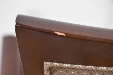 中古　美品　maruni(マルニ木工)　地中海ロイヤルシリーズ(ROYAL)　あらゆるシーンに気品を添える逸品のカンヌアームチェア(ダイニングチェア、椅子、イス)(定価約10万円)(R-083803)