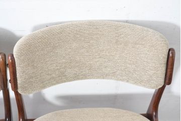 デンマークビンテージ　ローズウッド材　エリックバック(Erik Buch)　モデル49　美しい木目が魅力的なダイニングチェア2脚セット(椅子、イス、北欧、ヴィンテージ、バラ売り可能)(R-083804)