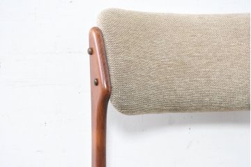 デンマークビンテージ　ローズウッド材　エリックバック(Erik Buch)　モデル49　美しい木目が魅力的なダイニングチェア2脚セット(椅子、イス、北欧、ヴィンテージ、バラ売り可能)(R-083804)