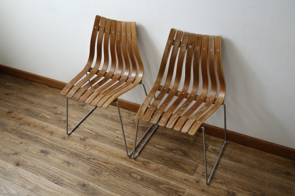 ノルウェービンテージ　名作　Hans Bruttrud(ハンス・ブラットルゥ)デザイン　スカンディアジュニア(Scandia Junior)　スタッキングチェア2脚セット(アームレスチェア、ダイニングチェア、椅子、イス、北欧ヴィンテージ、バラ売り可能)(R-083805)