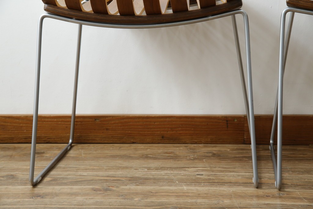 ノルウェービンテージ　名作　Hans Bruttrud(ハンス・ブラットルゥ)デザイン　スカンディアジュニア(Scandia Junior)　スタッキングチェア2脚セット(アームレスチェア、ダイニングチェア、椅子、イス、北欧ヴィンテージ、バラ売り可能)(R-083805)