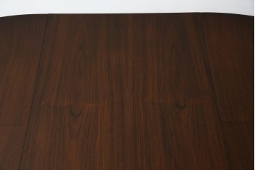 デンマークビンテージ　美品　Kai Kristiansen(カイ・クリスチャンセン)　ローズウッド材の上品な色合いが魅力のダイニングテーブル　(R-083806)