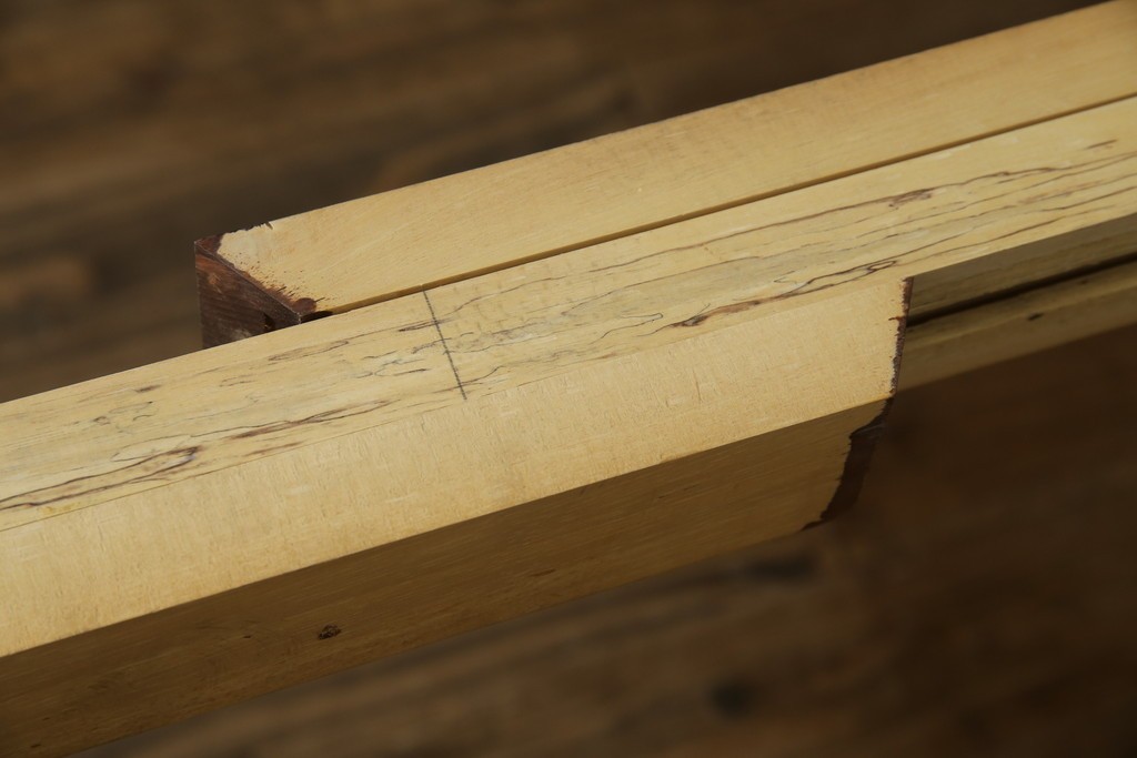 デンマークビンテージ　美品　Kai Kristiansen(カイ・クリスチャンセン)　ローズウッド材の上品な色合いが魅力のダイニングテーブル　(R-083806)