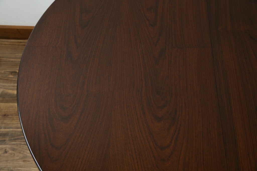 デンマークビンテージ　美品　Kai Kristiansen(カイ・クリスチャンセン)　ローズウッド材の上品な色合いが魅力のダイニングテーブル　(R-083806)