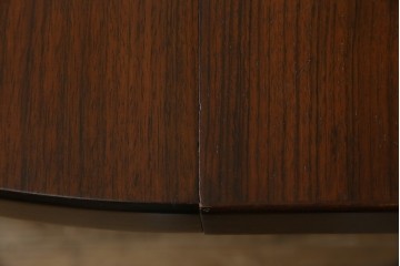 デンマークビンテージ　美品　Kai Kristiansen(カイ・クリスチャンセン)　ローズウッド材の上品な色合いが魅力のダイニングテーブル　(R-083806)