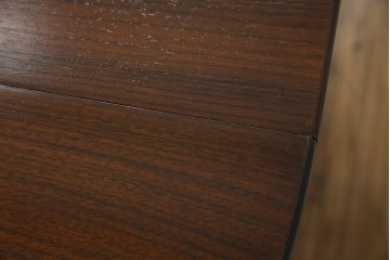 デンマークビンテージ　美品　Kai Kristiansen(カイ・クリスチャンセン)　ローズウッド材の上品な色合いが魅力のダイニングテーブル　(R-083806)